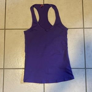 Liquido Purple tank size medium